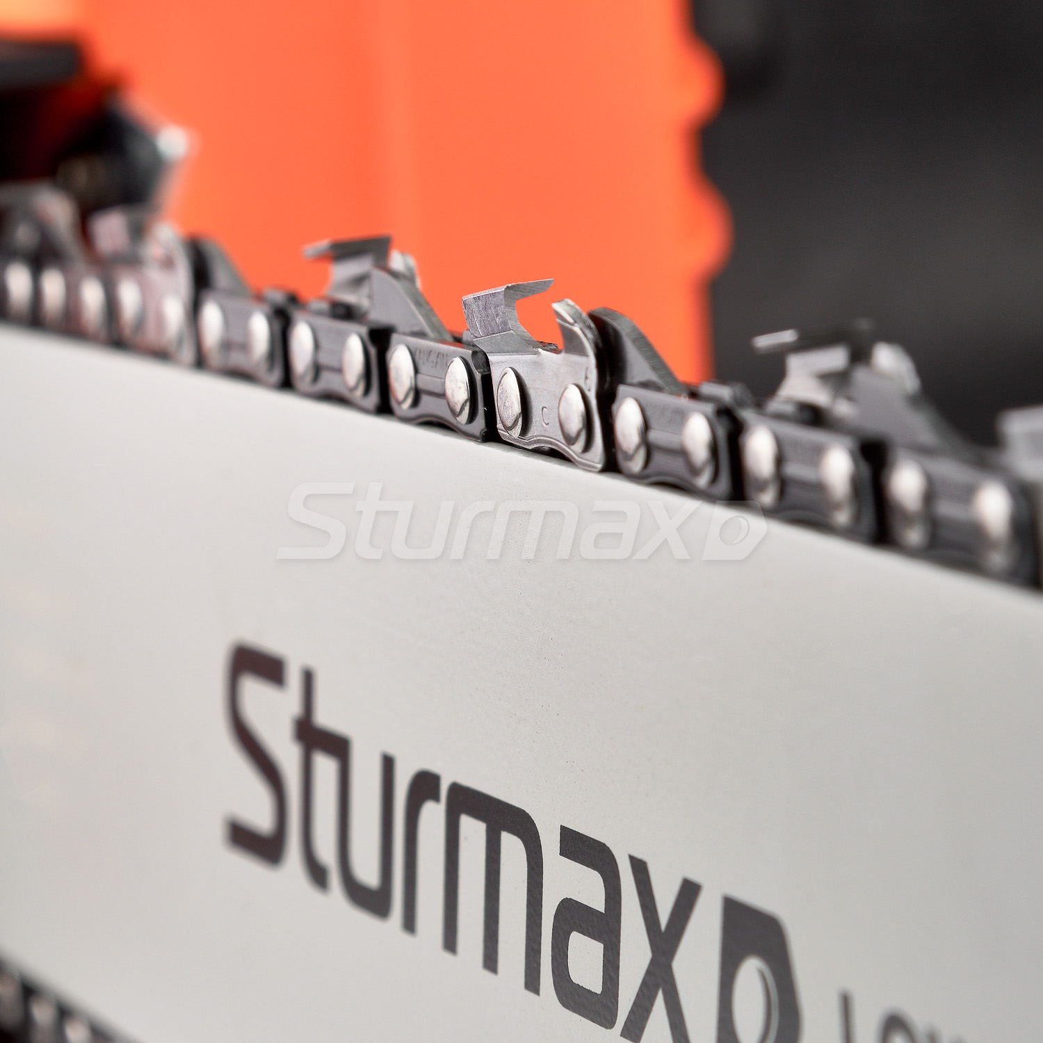 CCM9924_05 Sturmax CCM9924 Електрична ланцюгова пила 2400 Вт